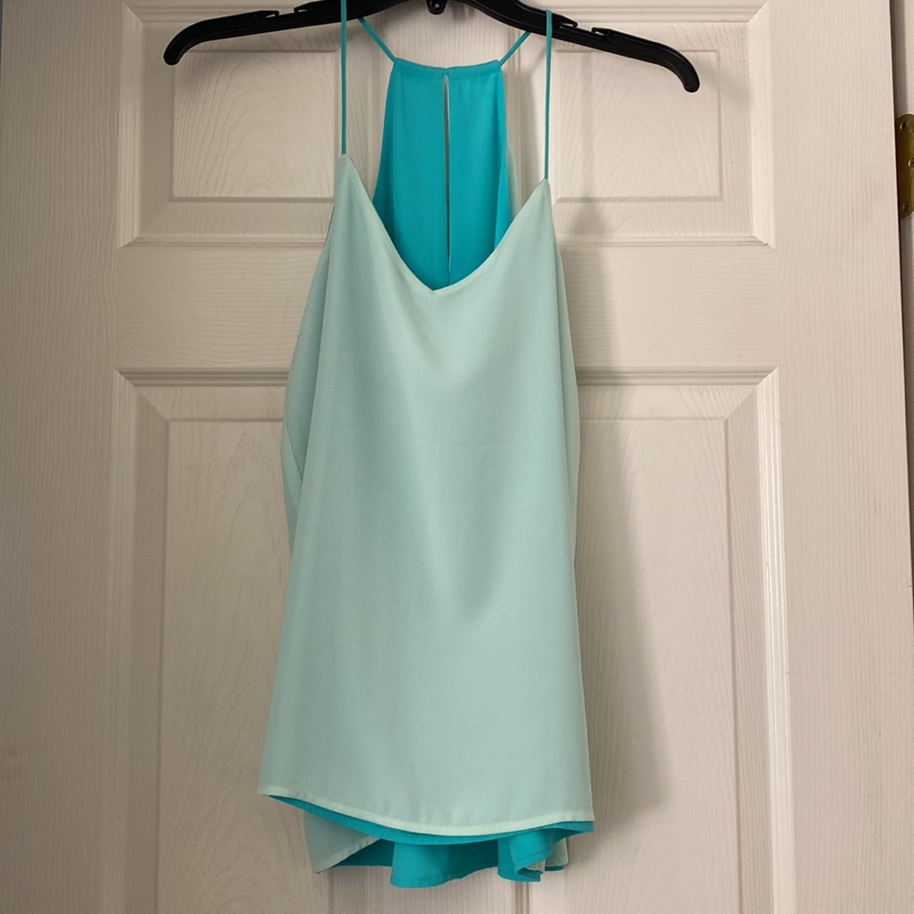 Express Top - Picture 2 of 3